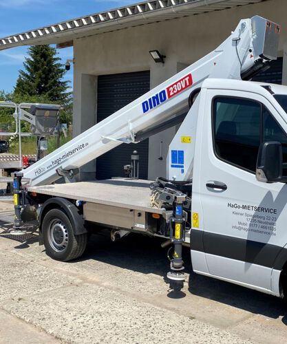 Dino 230VT LKW Bühne